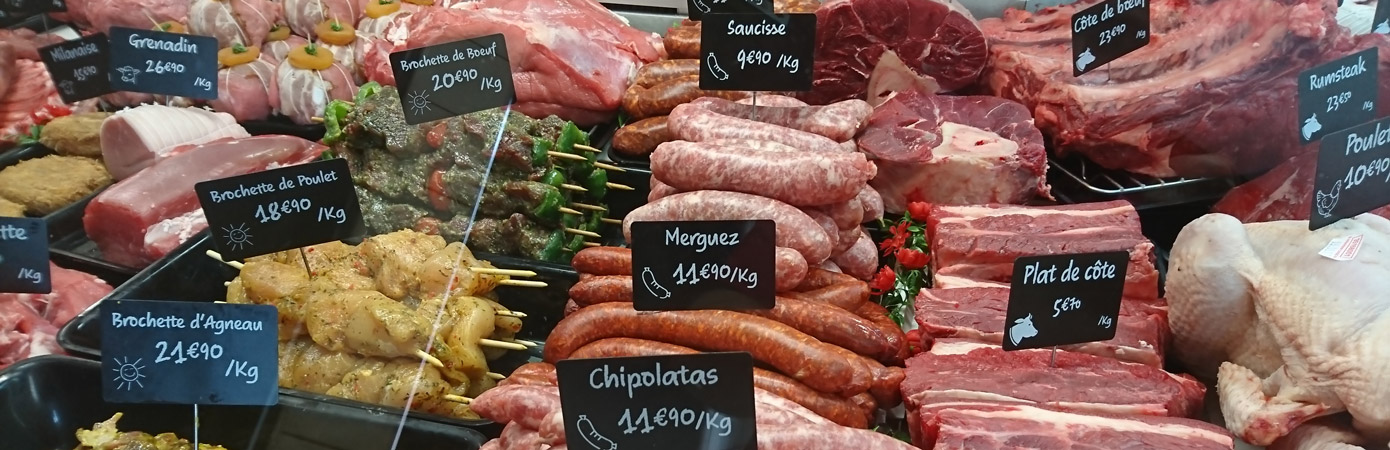 Edikio price tags in situ in a butcher shop